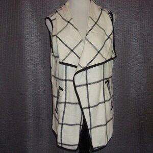 NWT Yacun Vest Open Front Buffalo Check Sleeveless Cardigan Black White sz M